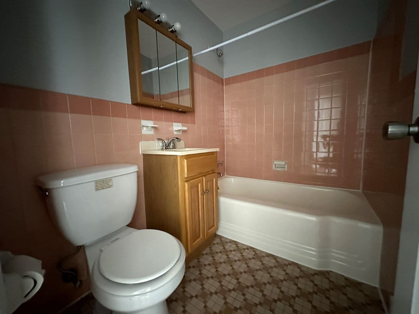 Philadelphia Apartment: 5508 N 3rd St.