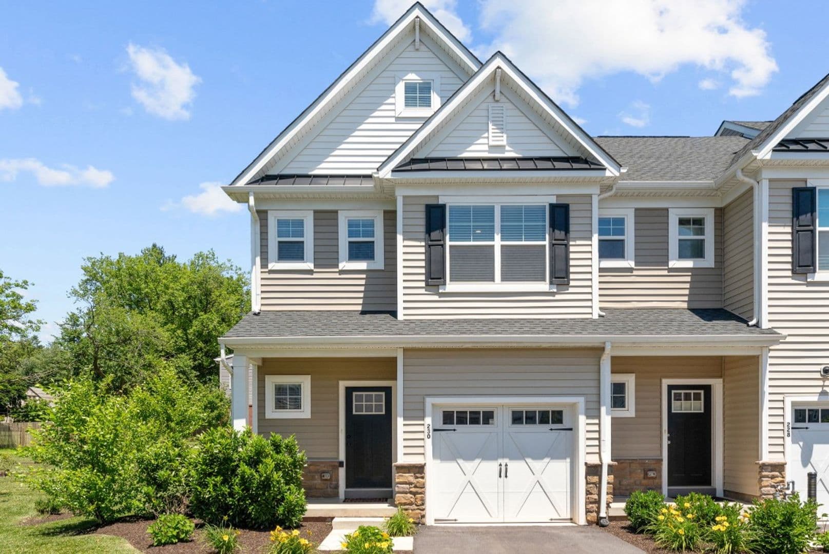 Norristown House: 230 Honey Ln