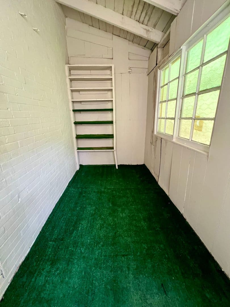 Norristown Townhome: 502 Buttonwood St