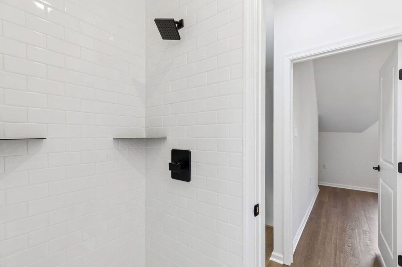 Philadelphia Apartment: 7 N 50th St