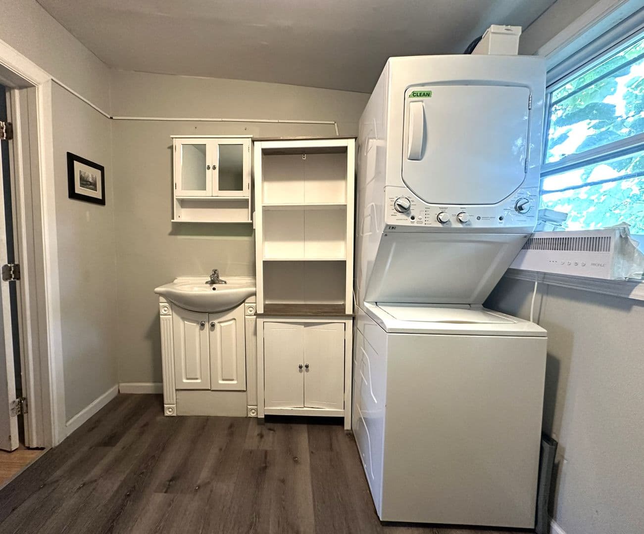 Philadelphia Townhome: 1926 McClellan St