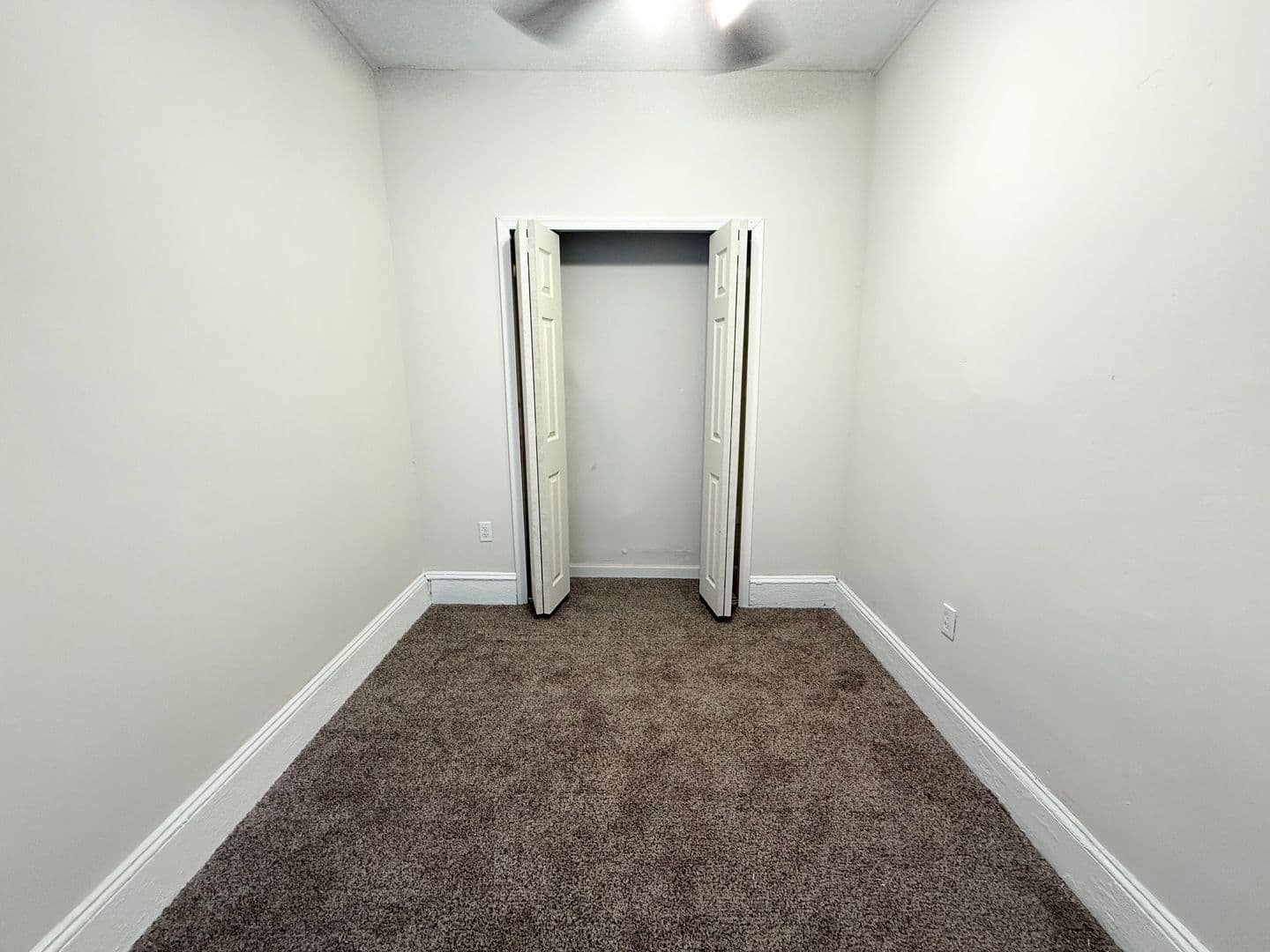 Philadelphia Townhome: 2262 N Gratz St