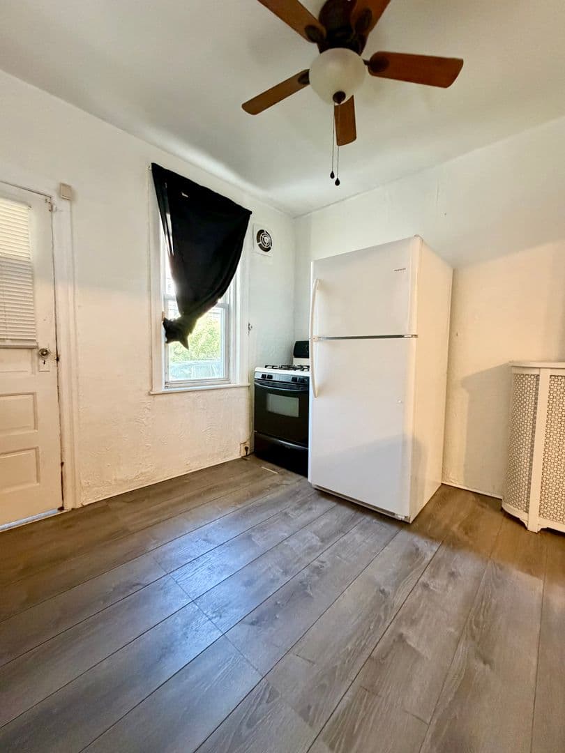 Philadelphia House: 5515 Pentridge St