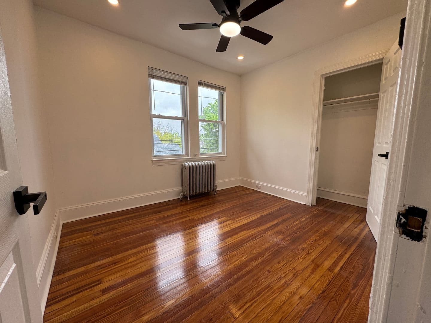 East Lansdowne Condo: 171 Lewis Ave - Unit B