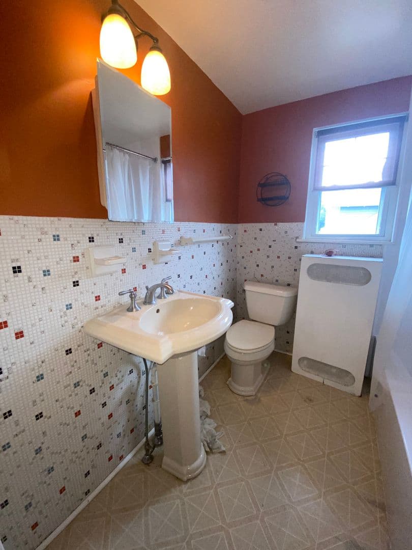 Havertown Condo: 710 Darby Rd #2