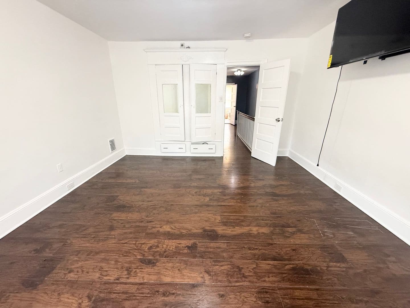 Collingdale Townhome: 242 Pusey Ave