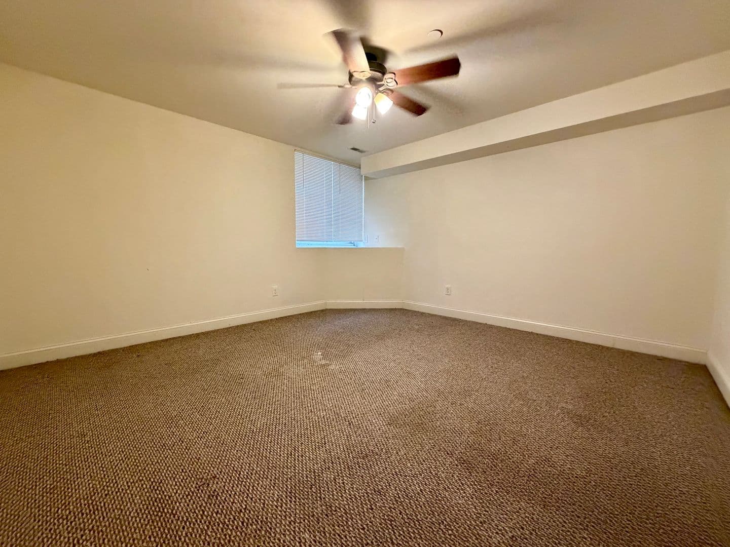 Philadelphia Apartment: 2025 N 18th St