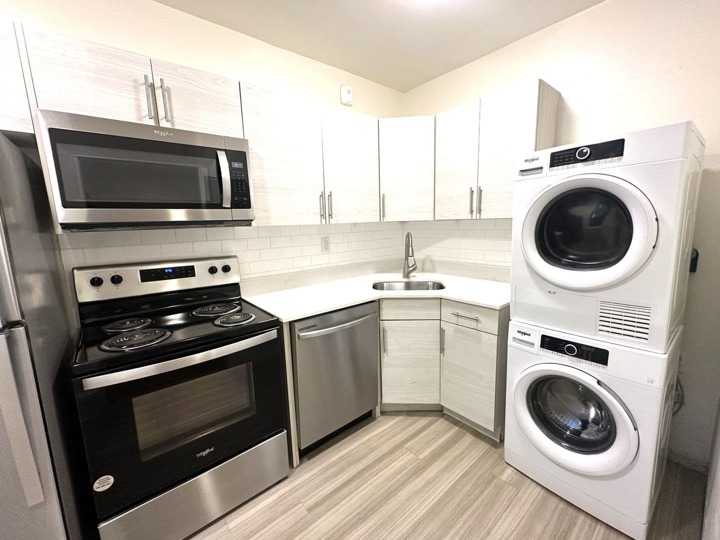 Philadelphia Apartment: 2809 W Queen Ln