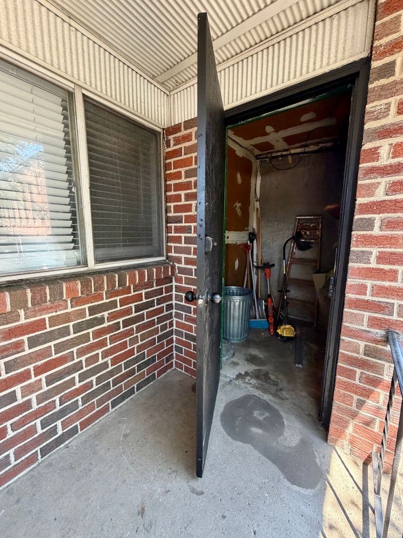Philadelphia House: 1414 N 11th St