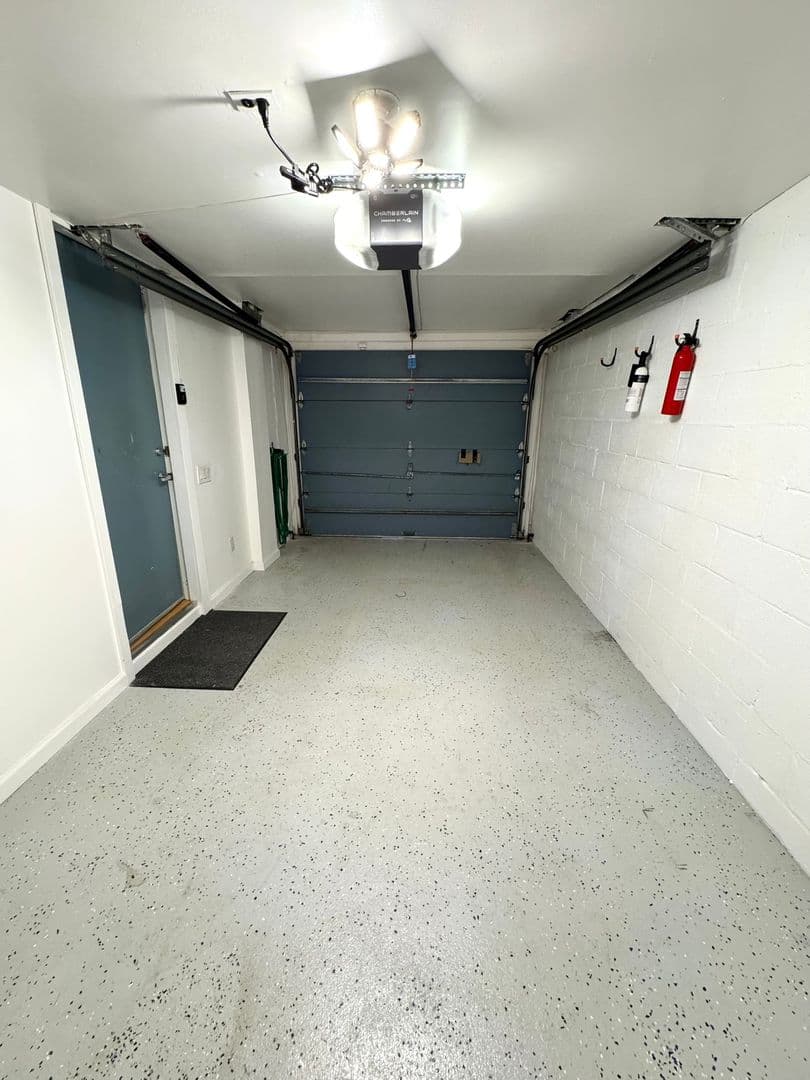 Philadelphia Townhome: 834 N Newkirk St