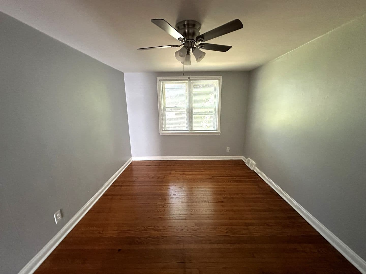 Philadelphia Apartment: 5508 N 3rd St.