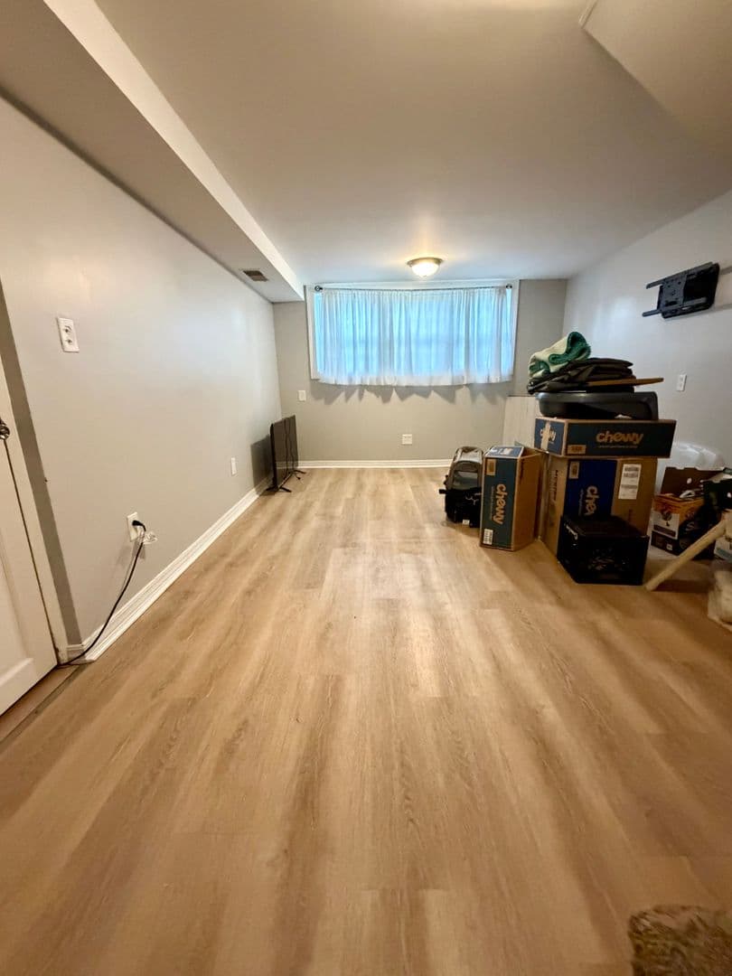 Glenside House: 300 Winding Way