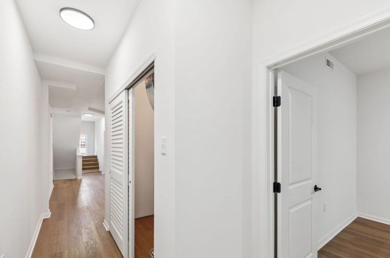 Philadelphia Apartment: 7 N 50th St