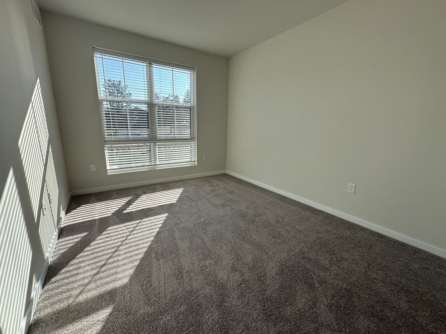 Chalfont Apartment: 409 W Butler Ave