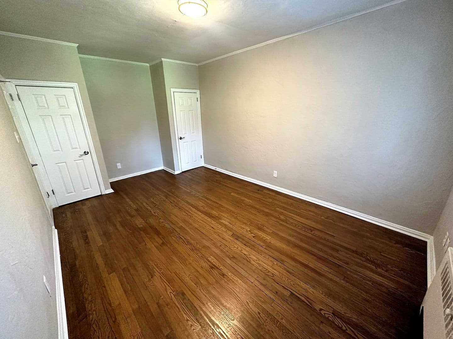 Philadelphia Apartment: 4927 Wynnefield Ave
