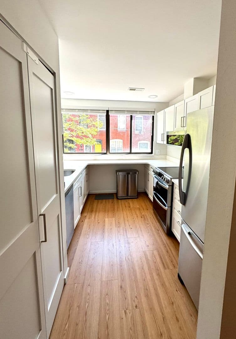 Philadelphia Townhome: 834 N Newkirk St