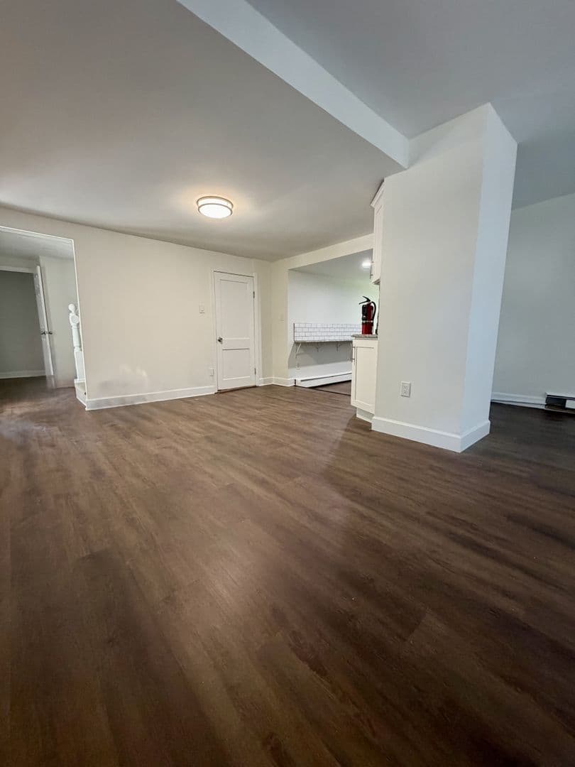 Blue Bell House: 1014 Trewellyn Ave