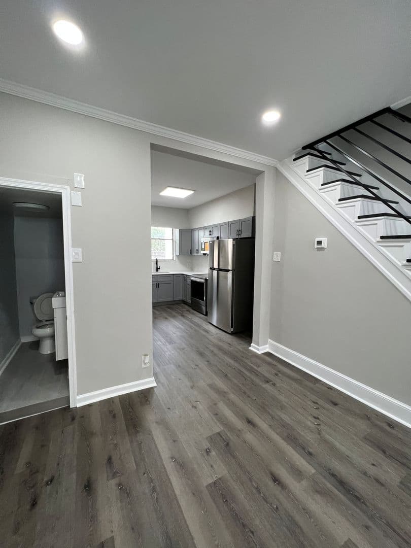 Philadelphia Townhome: 2120 S Iseminger St