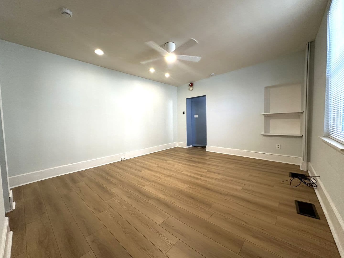 Philadelphia Apartment: 2542 E Ann St