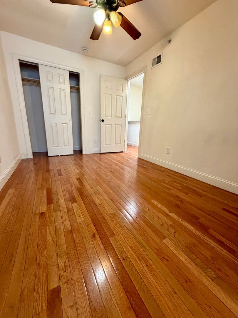 Philadelphia Apartment: 2025 N 18th St