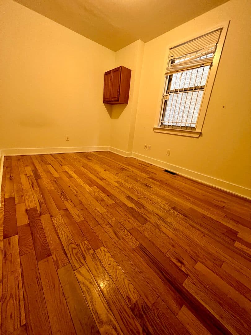 Philadelphia Apartment: 1921 N Gratz St