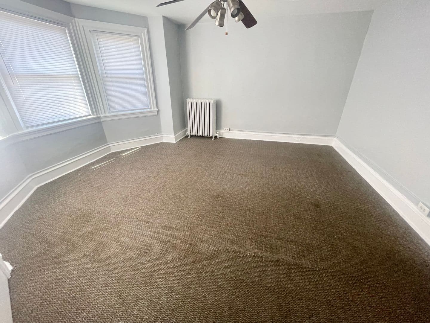 Philadelphia Townhome: 5029 N Franklin St