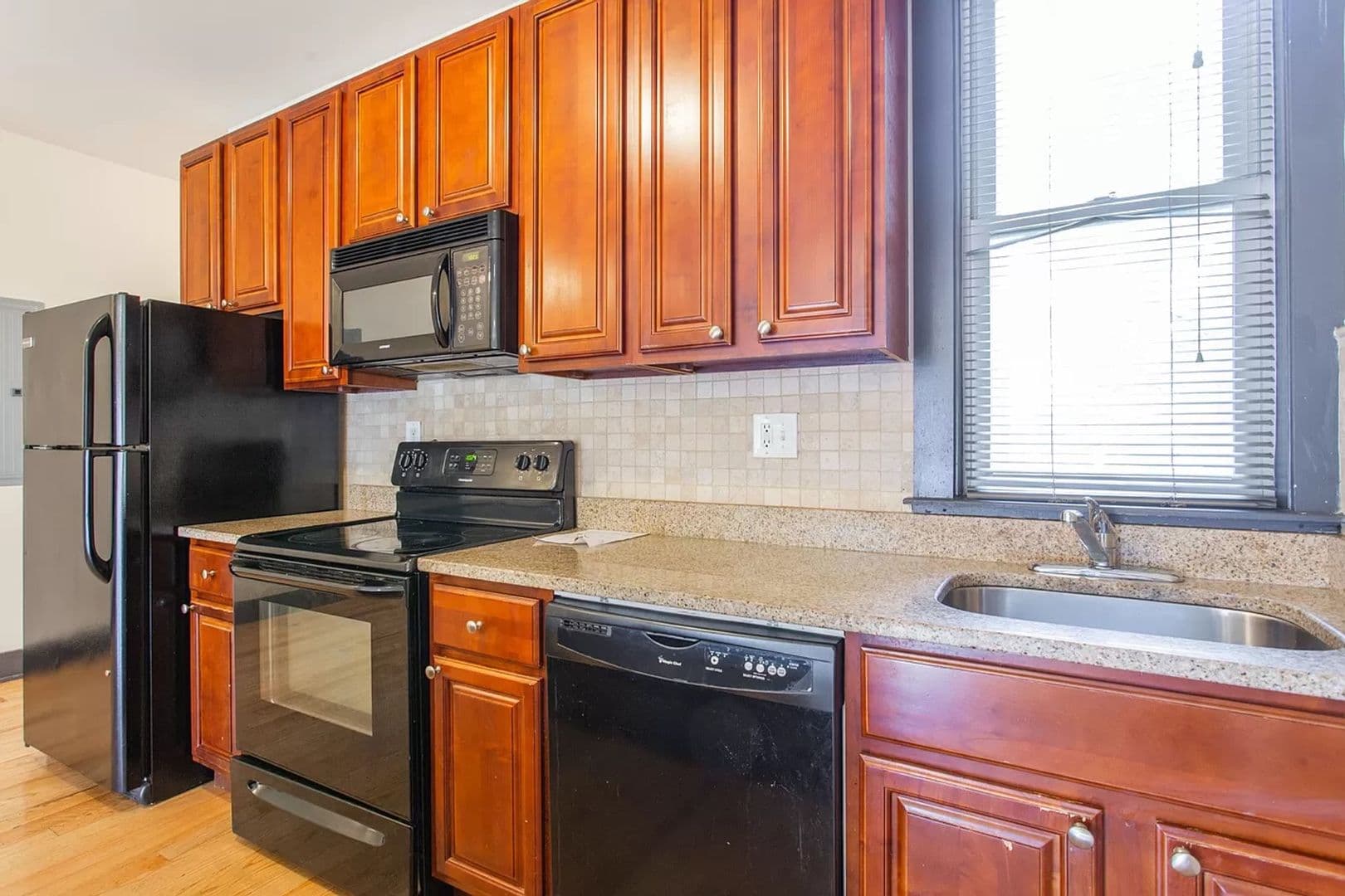 Philadelphia Apartment: 1826 W Norris St