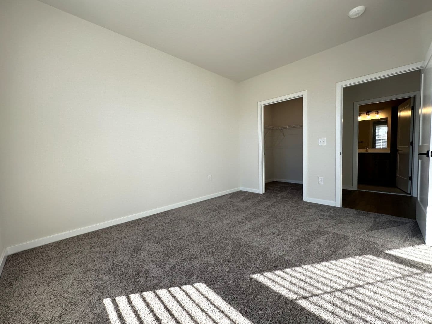 Chalfont Apartment: 409 W Butler Ave