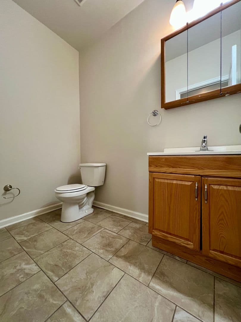 Philadelphia Apartment: 2106 N 17th St