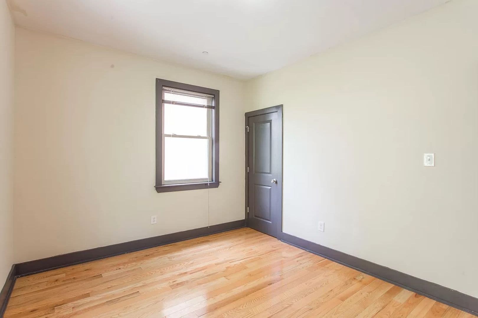 Philadelphia Apartment: 1826 W Norris St