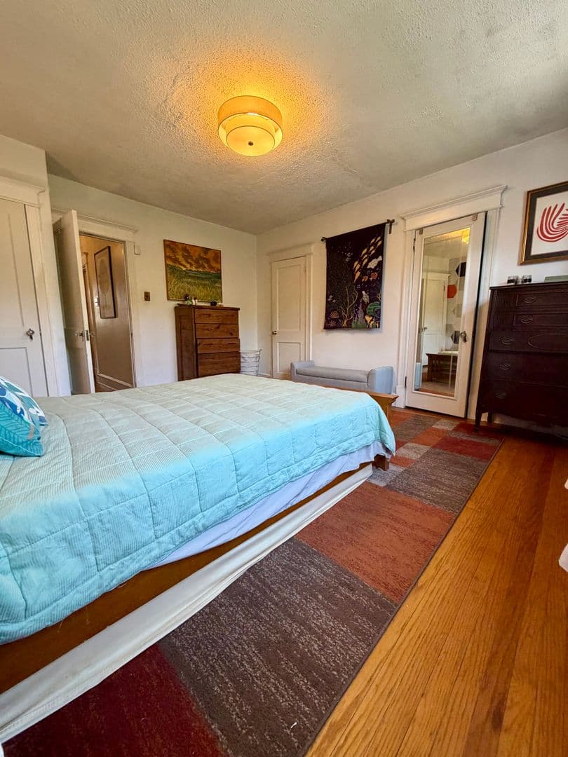 Upper Darby Townhome: 216 Glencoe Rd
