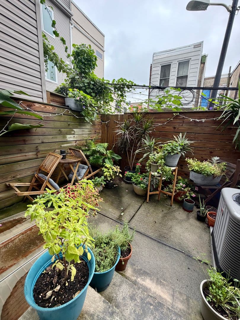 Philadelphia Townhome: 1546 S Lambert St