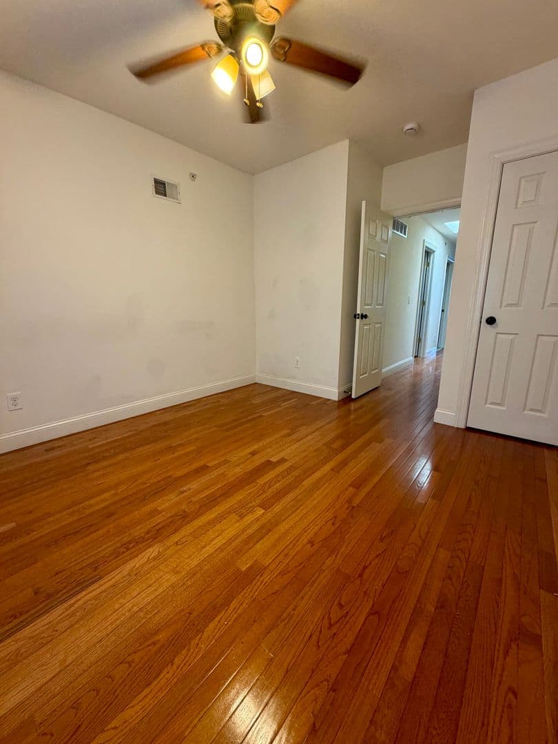 Philadelphia Apartment: 2025 N 18th St
