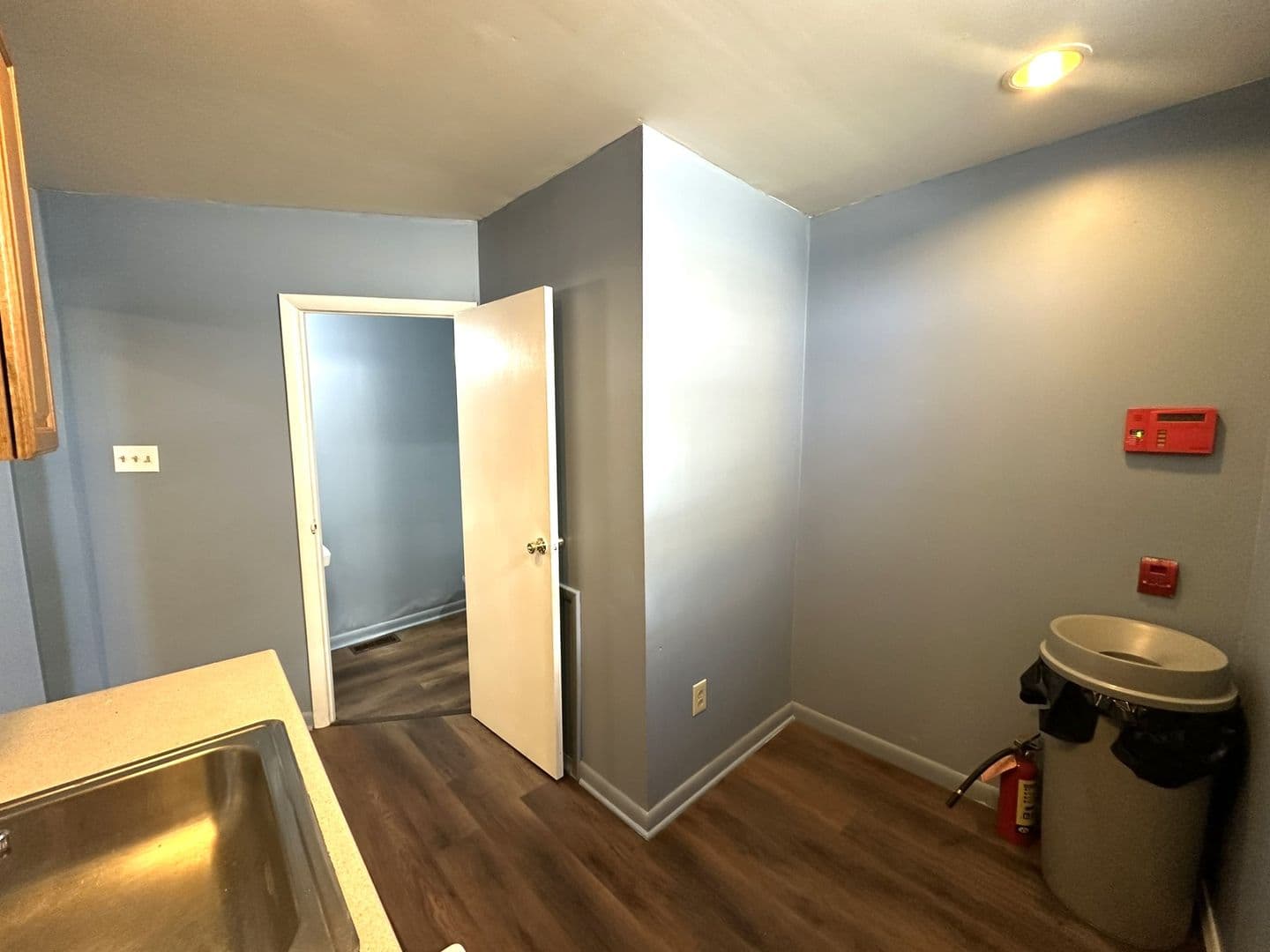 Philadelphia Apartment: 2542 E Ann St