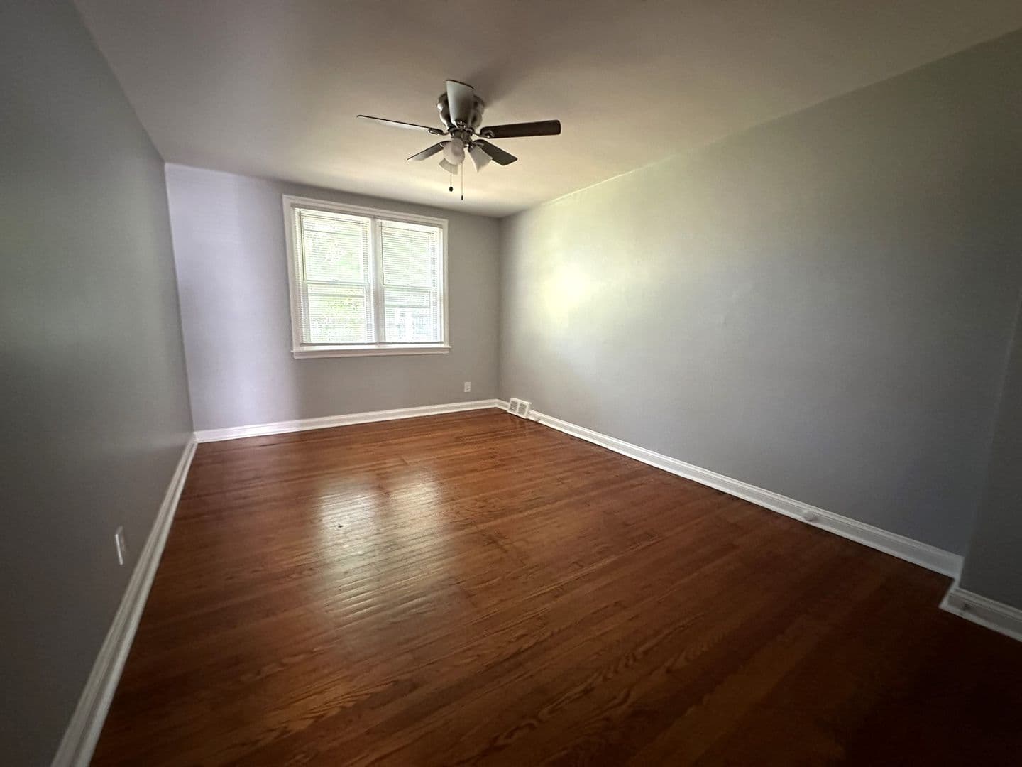 Philadelphia Apartment: 5508 N 3rd St.