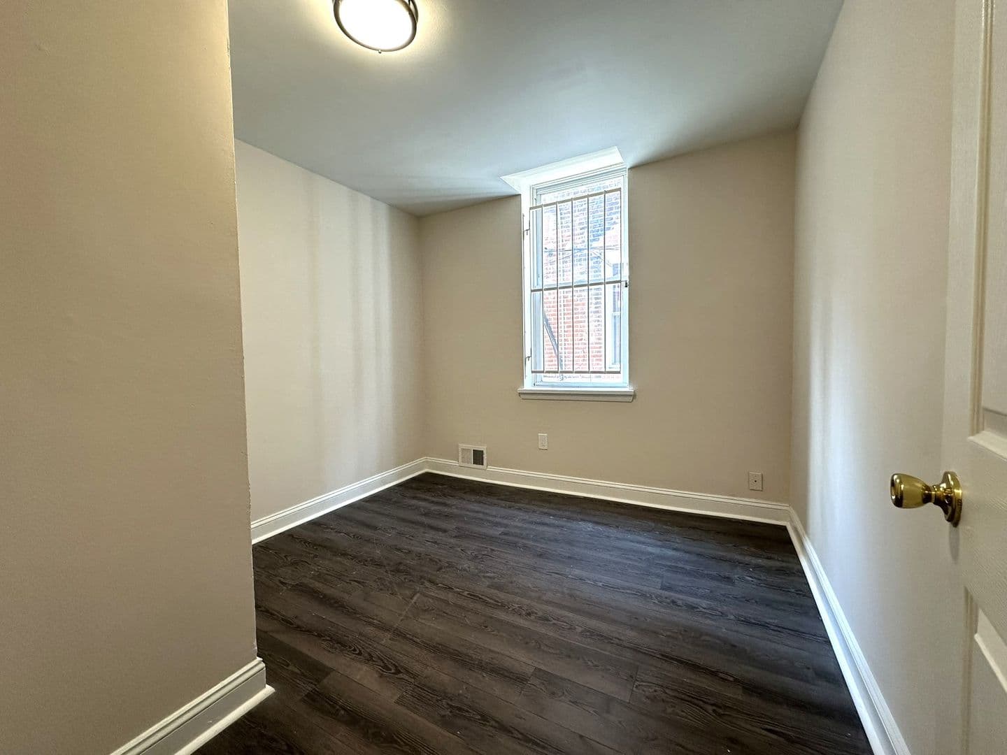 Philadelphia Apartment: 3037 Frankford Ave
