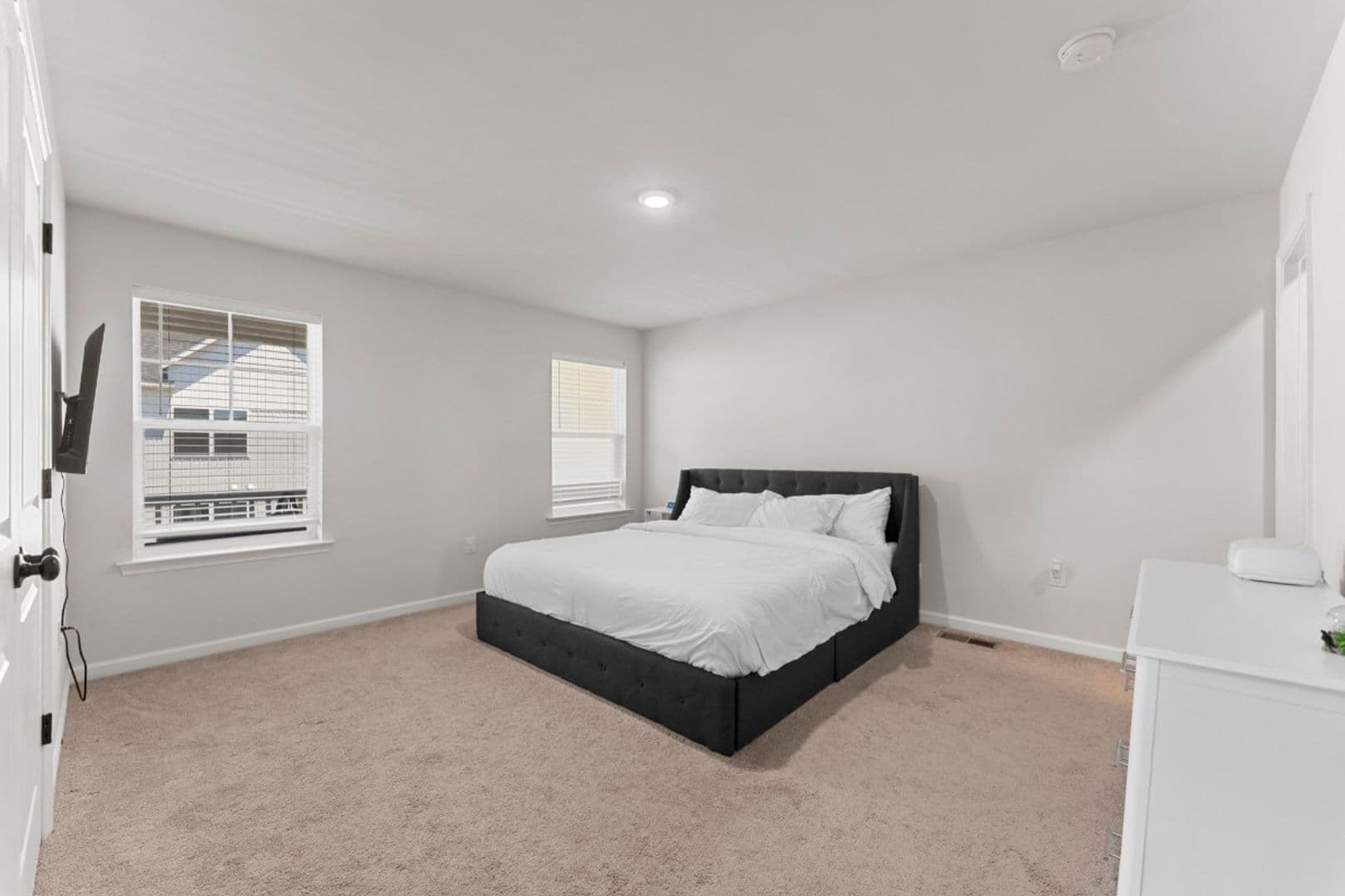 Norristown House: 230 Honey Ln