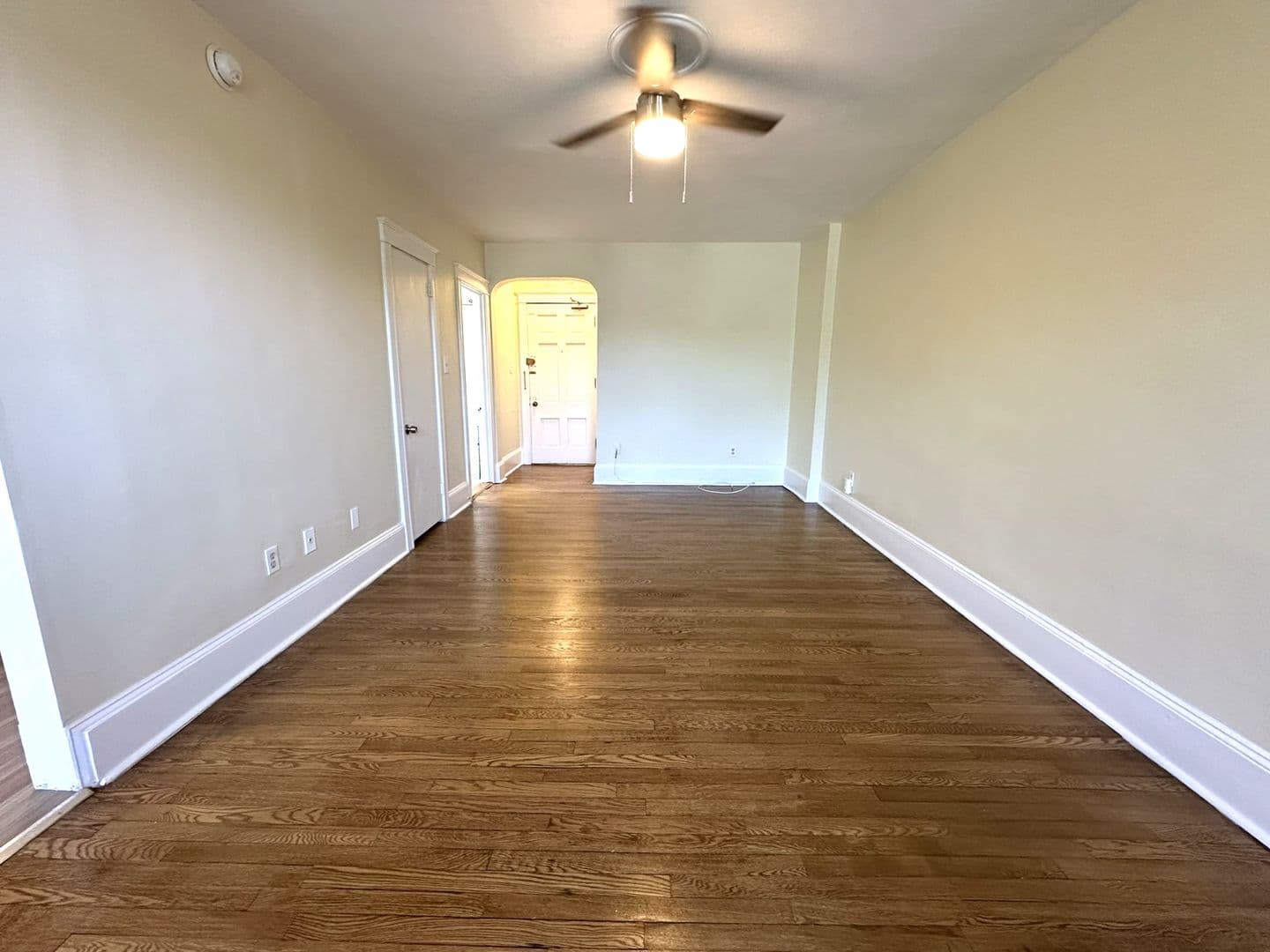 Philadelphia Apartment: 2809 W Queen Ln