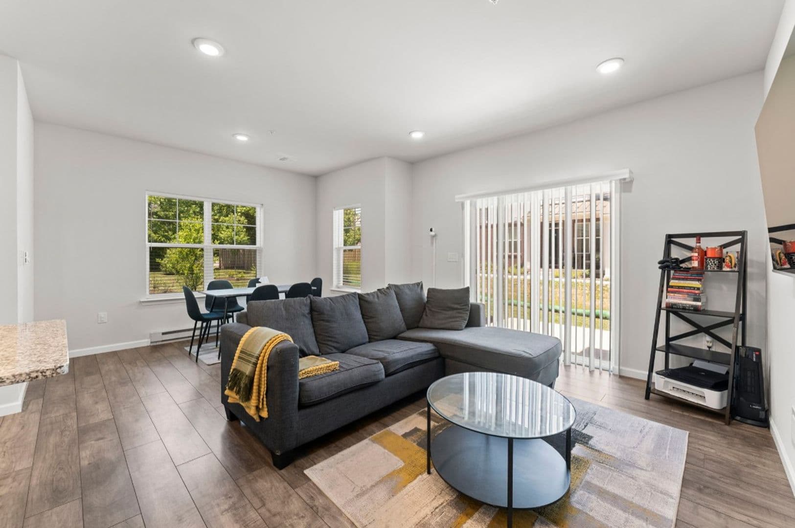 Norristown House: 230 Honey Ln