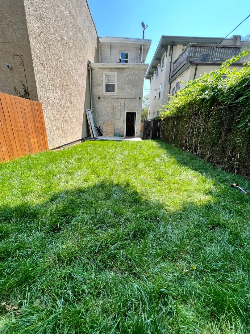 Philadelphia Townhome: 412 N 32nd St