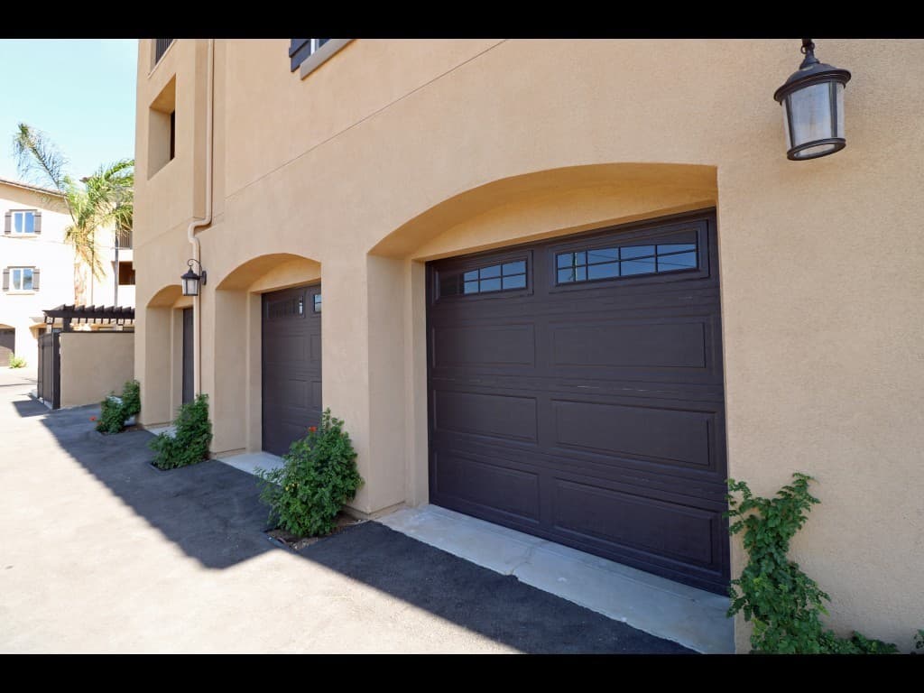 Rialto Apartment: 606 S. Riverside Ave