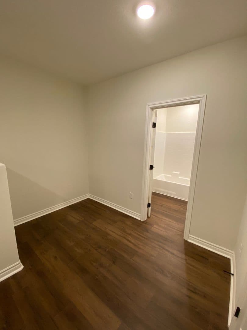 Rialto Apartment: 606 S. Riverside Ave