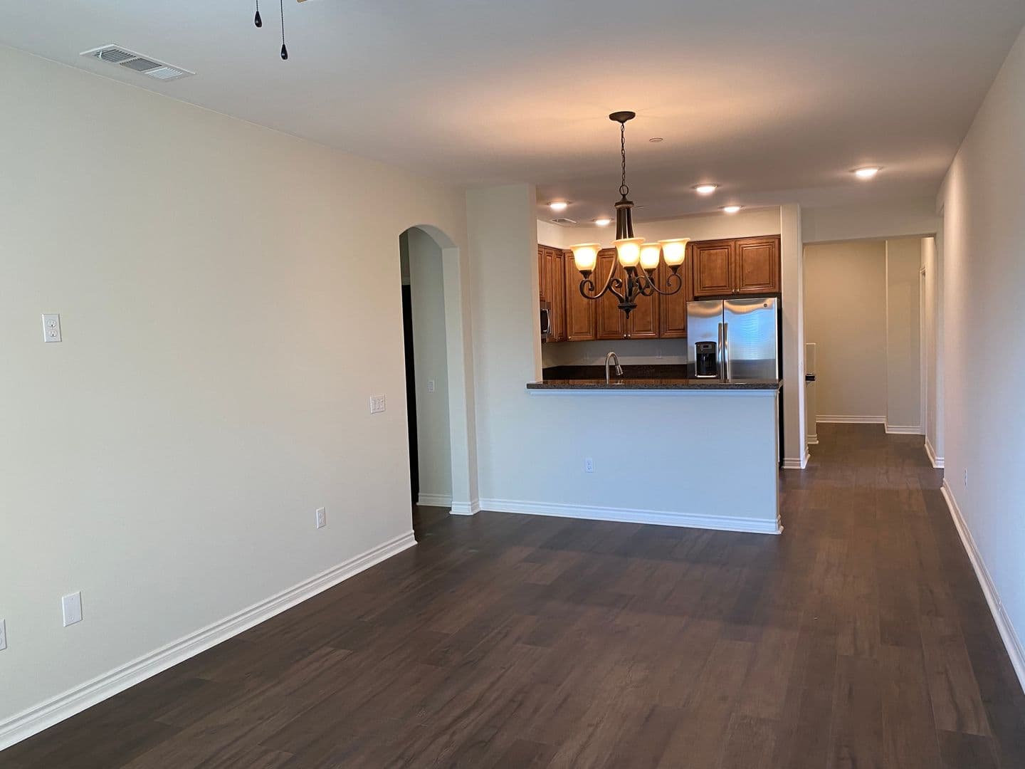 Rialto Apartment: 606 S. Riverside Ave
