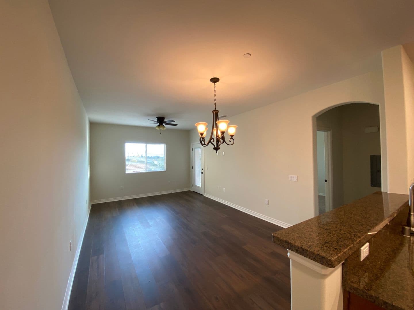 Rialto Apartment: 606 S. Riverside Ave