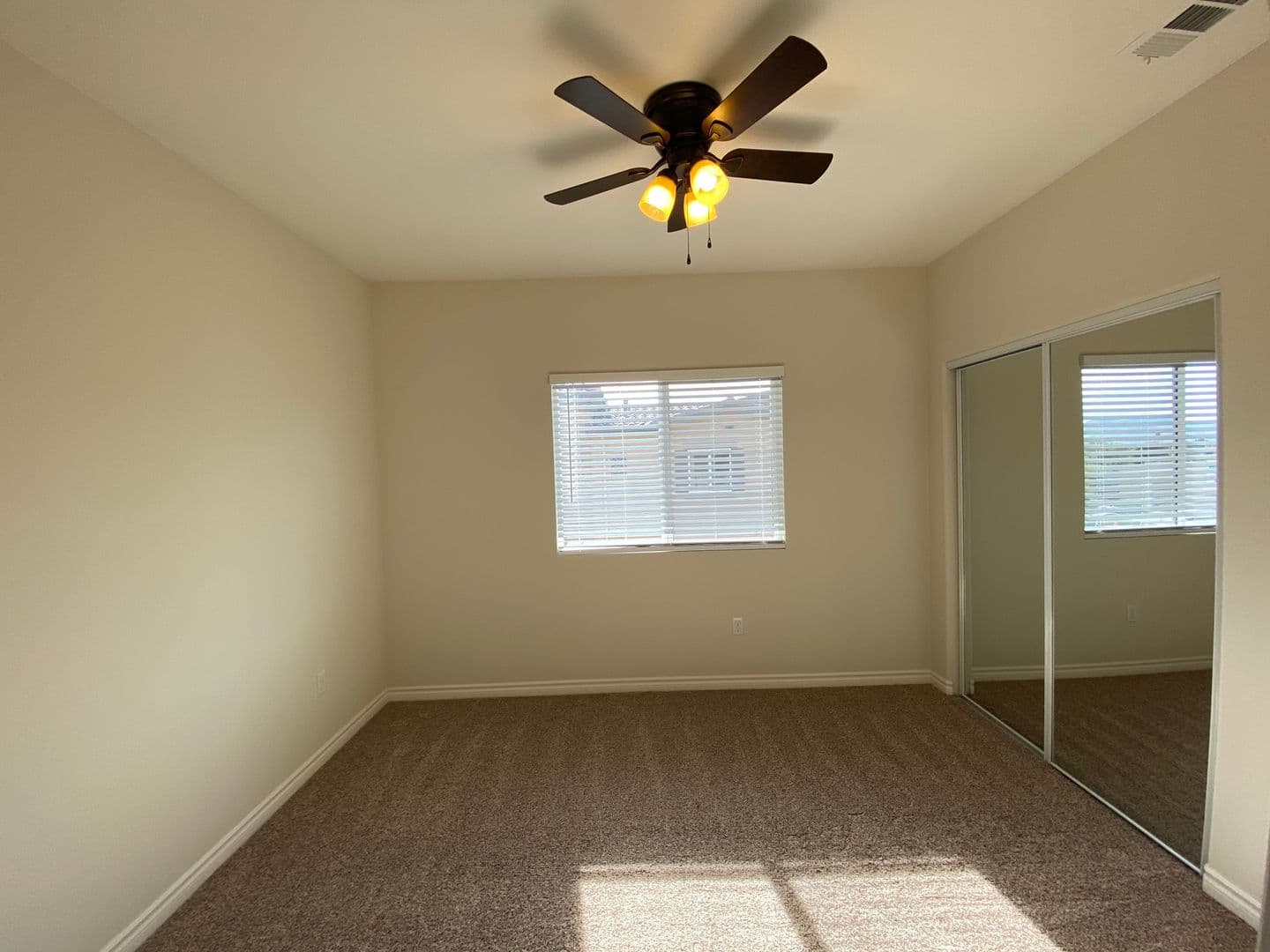 Rialto Apartment: 606 S. Riverside Ave