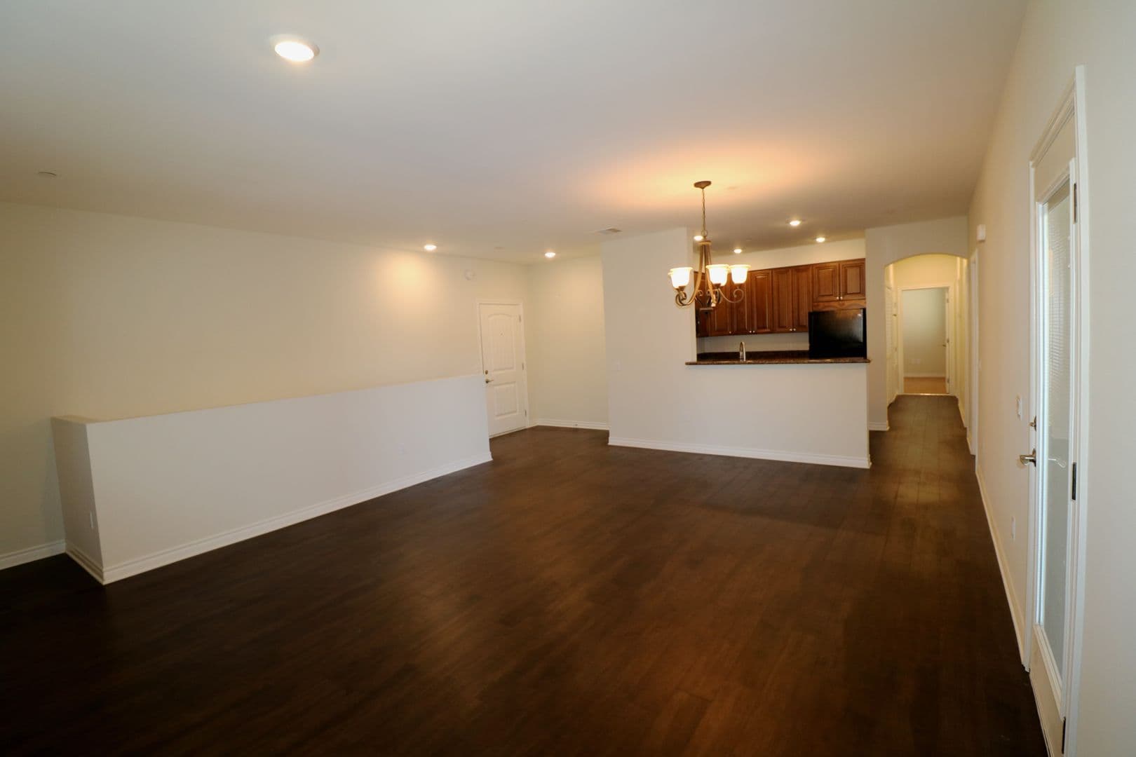 Rialto Apartment: 606 S. Riverside Ave