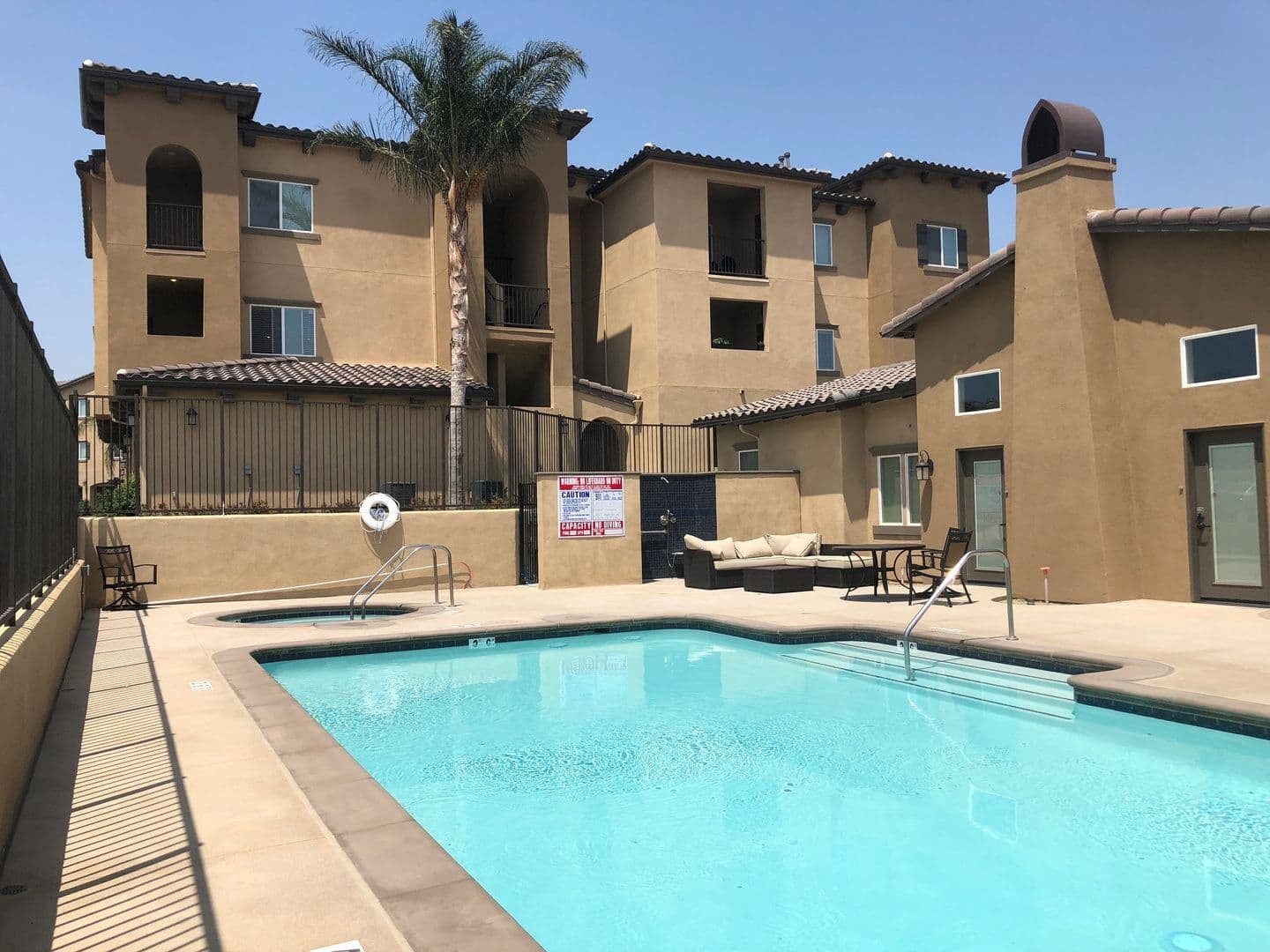 Rialto Apartment: 606 S. Riverside Ave