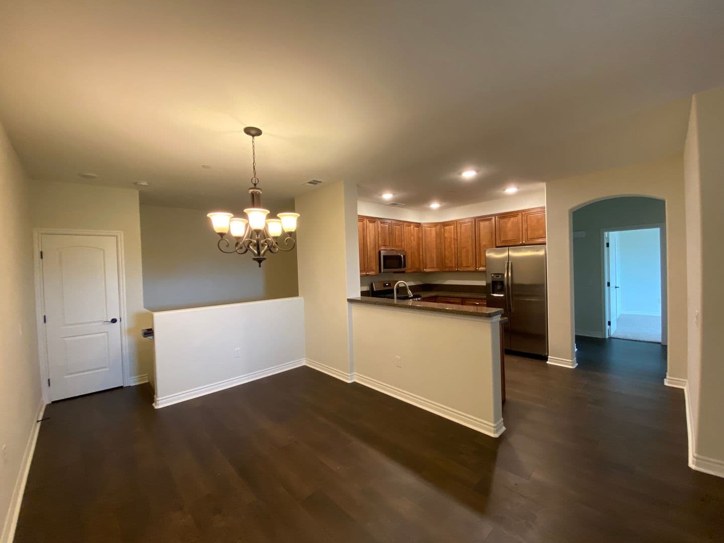 Rialto Apartment: 606 S. Riverside Ave
