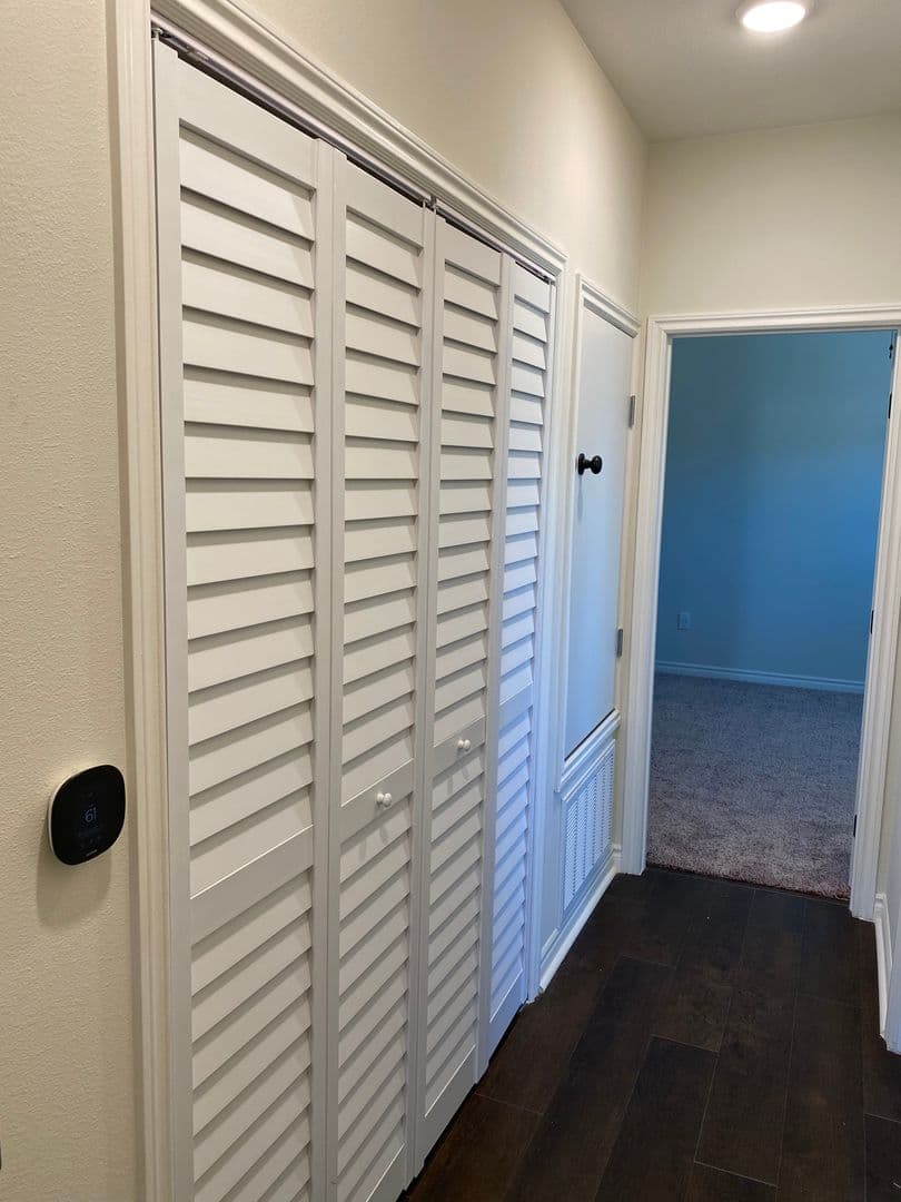 Rialto Apartment: 606 S. Riverside Ave