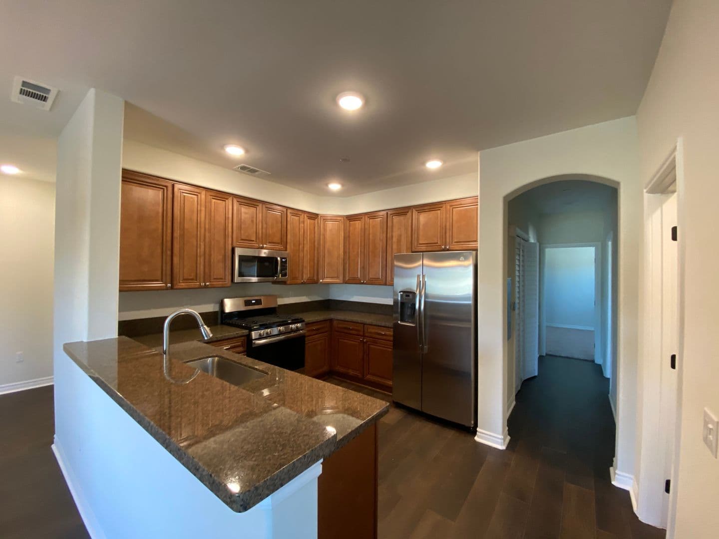 Rialto Apartment: 606 S. Riverside Ave